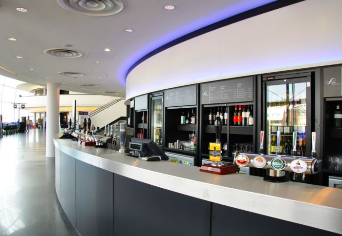 centerplate bar