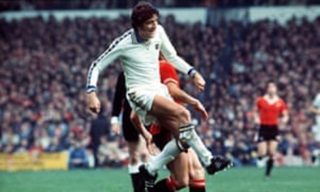 Leeds United legend, Norman Hunter, dies after contracting coronavirus