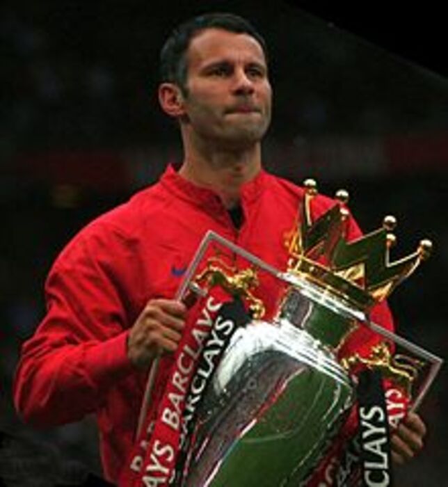 Ryan Giggs   trophy